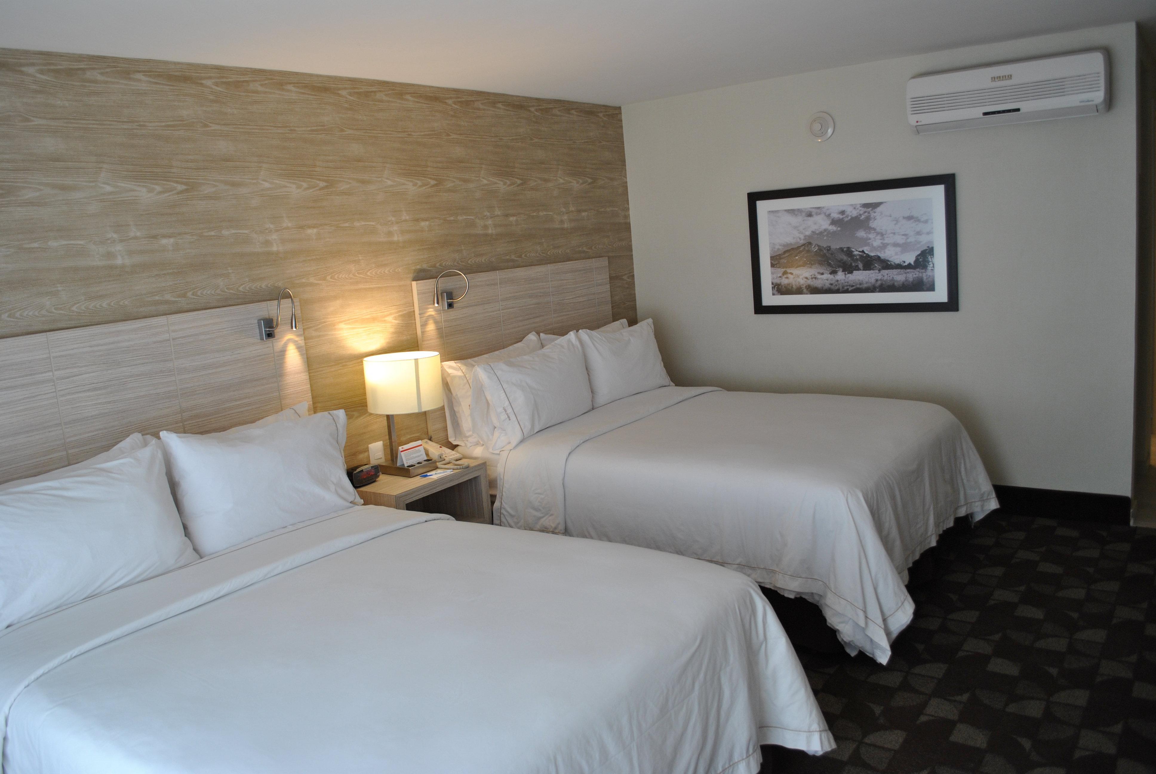 Holiday Inn Express Toluca By Ihg Экстерьер фото
