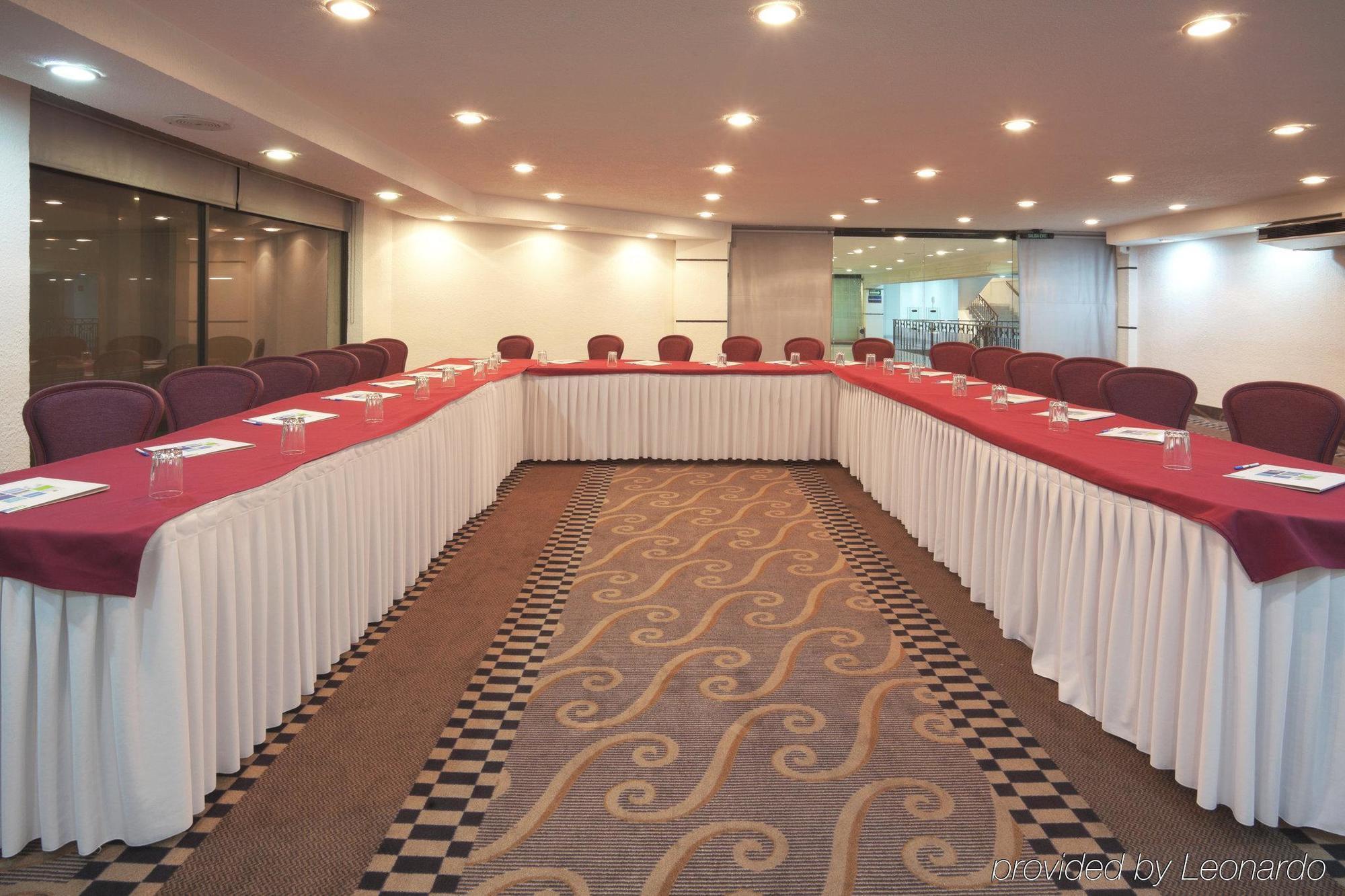 Holiday Inn Express Toluca By Ihg Удобства фото