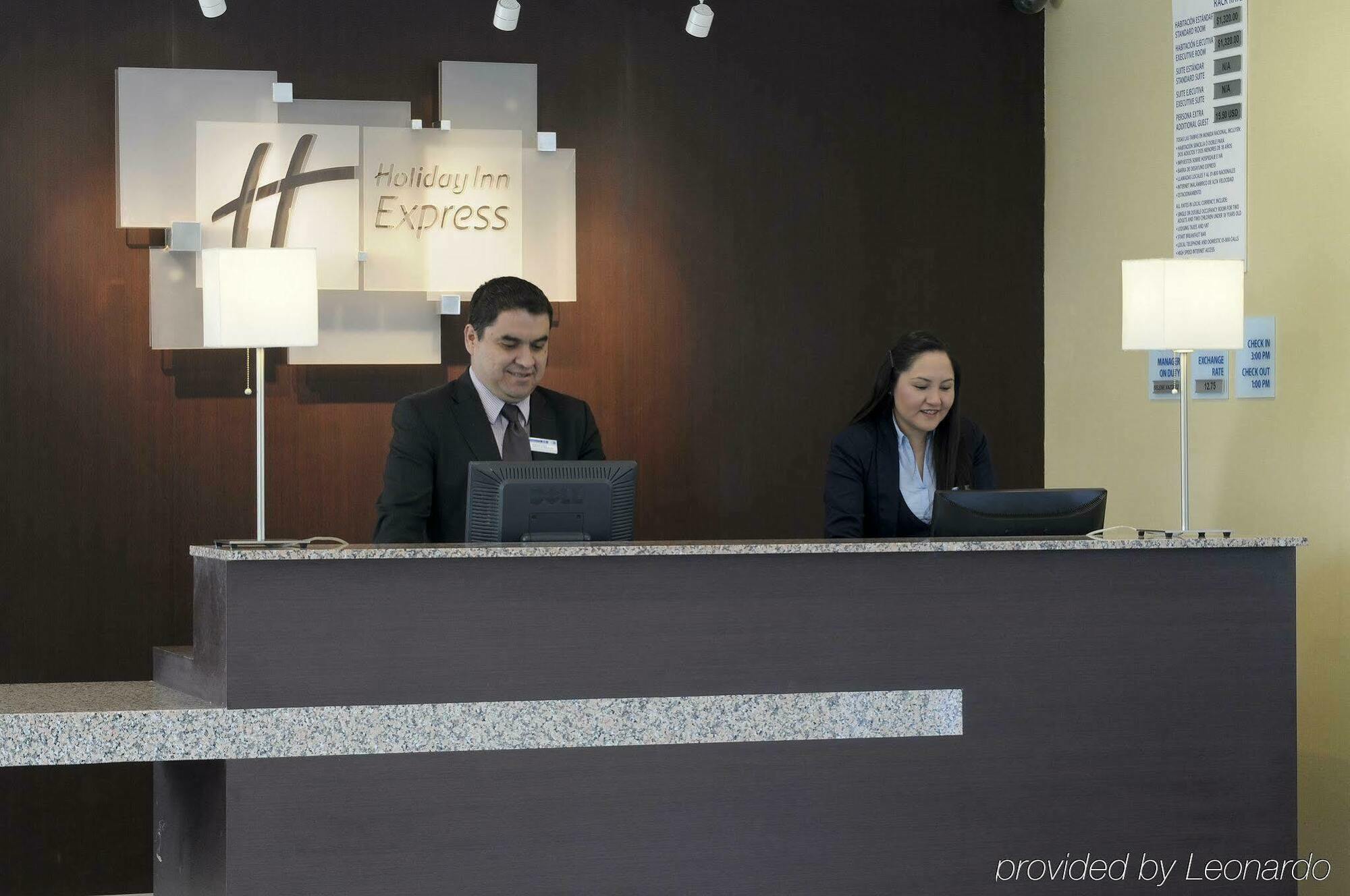 Holiday Inn Express Toluca By Ihg Экстерьер фото